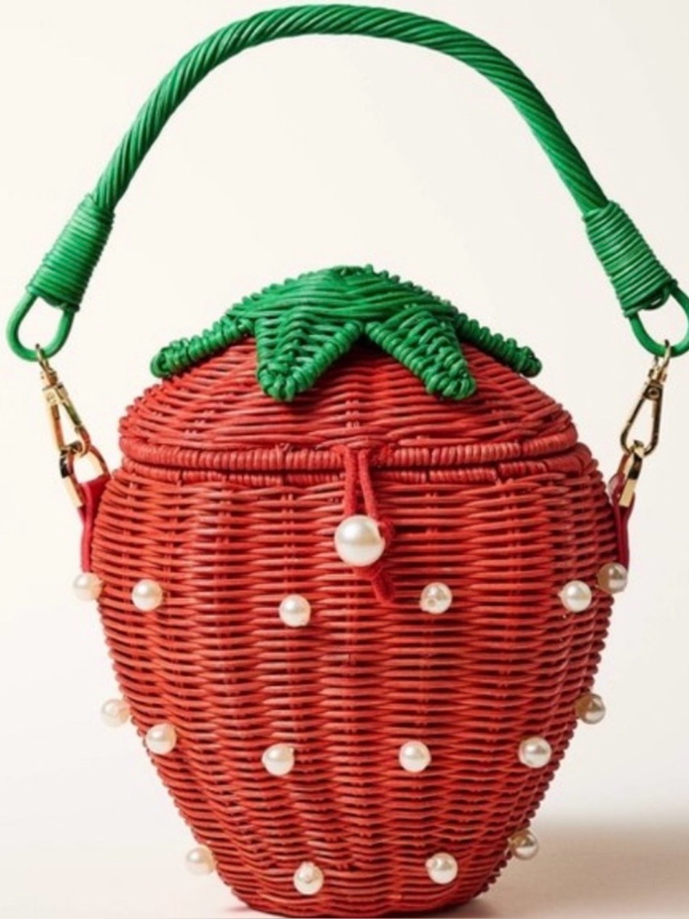 NWT Kate Spade x Target woven strawberry bag. - Picture 4 of 7